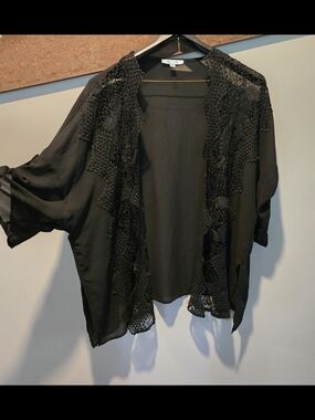 She + Sky Black Crochet-Trim Kimono